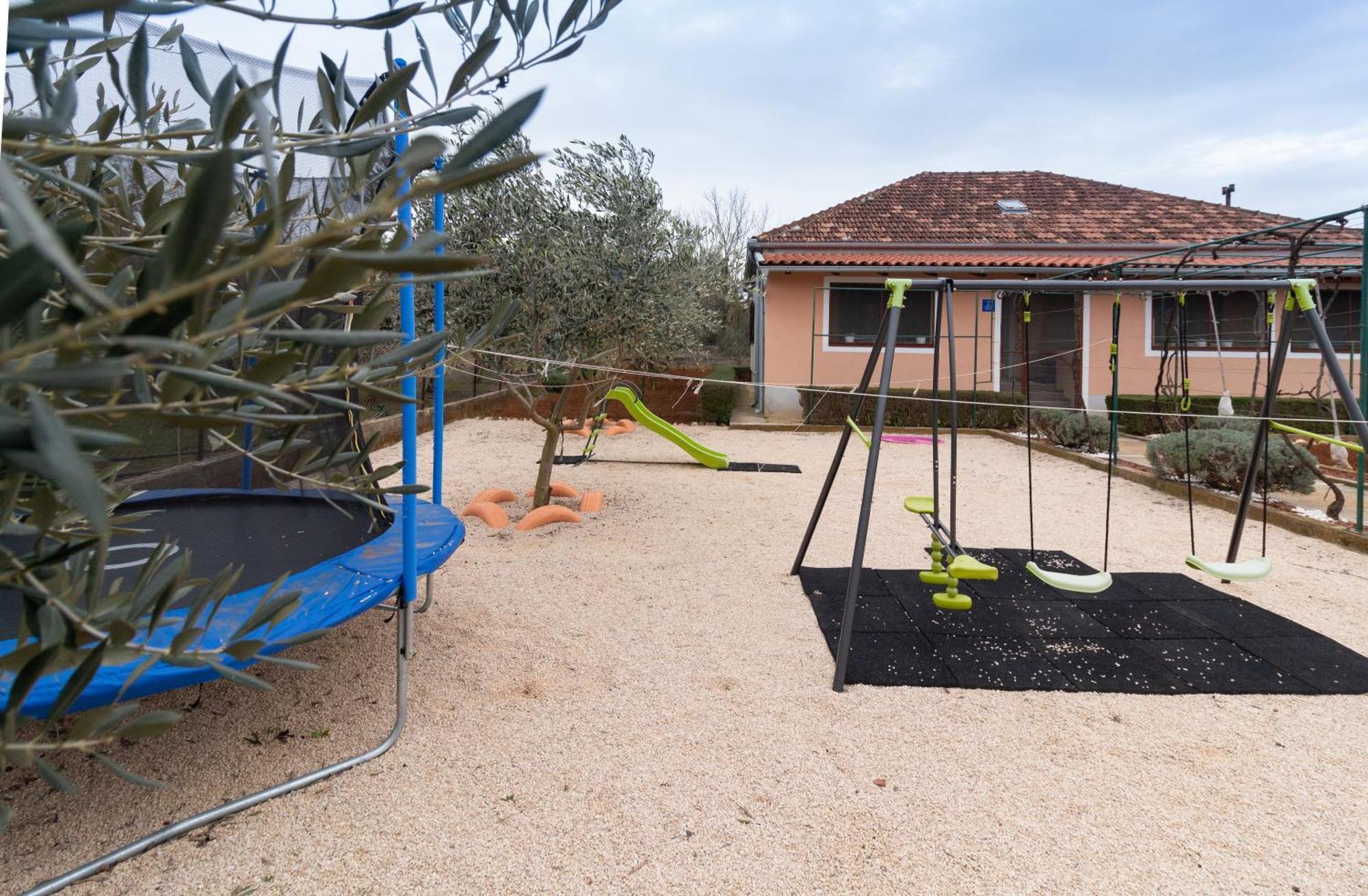 House Jasmin With Large Garden, Near Nin - By Ta Leut Βίλα Εξωτερικό φωτογραφία
